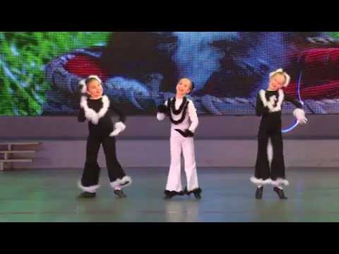 Видео: 034 Попурри на тему ретро,  ансамбль "Вдохновение"