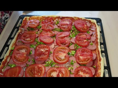 Видео: Готовлю очень вкусную домашнюю еду/Суп, гуляш, пицца/ В 4К