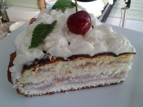 Видео: ВКУСНЫЙ БИСКВИТ С КЛУБНИЧНО КОНЬЯЧНОЙ ПРОПИТКОЙ!