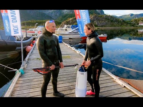 Видео: Подводная охота в Норвегии. Буй. Buoy for Spearfishing in Norway.
