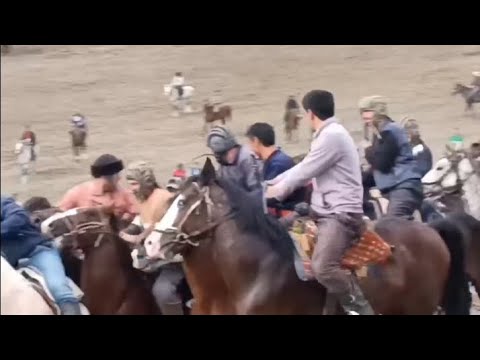 Видео: Бузкаши дехаи узнохур н Балчувон 17 11 2024  кисми 2