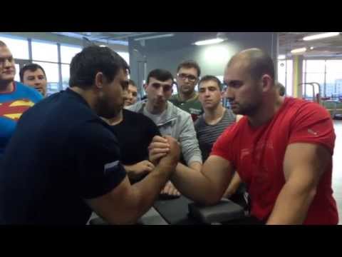 Видео: T-POWER:#армрестлинг тренировка с Арсеном Лилиевым