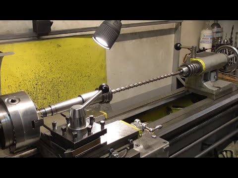 Видео: 676 Ирочка. Рассверливание шпинделя ВФГ 676 фрезерного. Резьба. Шомпол.