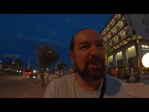 Видео: 6000 км. със скутер