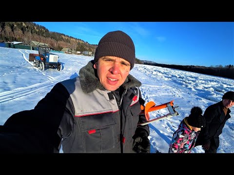 Видео: Ледовые хлопоты, делаем зимнюю переправу.