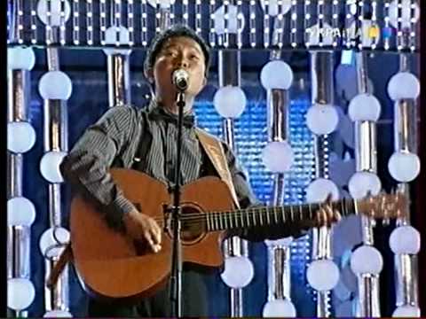 Видео: Новая Волна 2009  - Sandhy Sondoro -  3 й конкурсный день