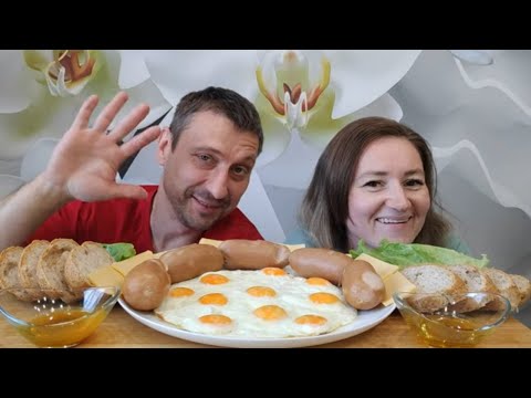 Видео: МУКБАНГ САРДЕЛЬКИ И ЯИЧНИЦА ДЕНИСА ТЯНЕТ НА СОЛЕНЕНЬКОЕ 😱 | MUKBANG SAUSAGES AND FRIED EGGS