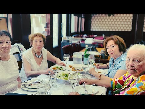 Видео: Светочка собрала подруг на ланч #usa 🇺🇸