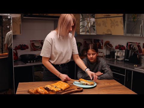 Видео: МЯСНОЙ ПИРОГ С СЫРОМ.