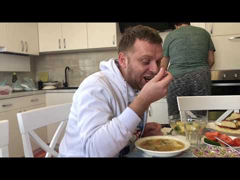 Видео: ЗАЕХАЛ К МАМЕ А ТУТ  ПИЦЦА И САМВЕЛ