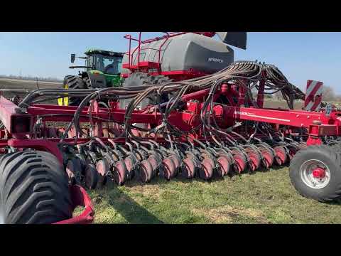 Видео: 🚜 Посівна 2025 | Сіємо люцерну! 🌱