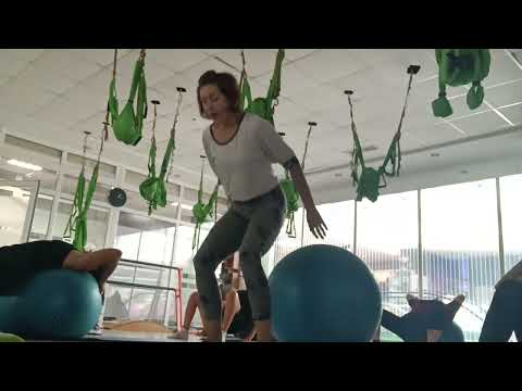 Видео: Фитбол: 3 в 1!!!-позвоночник, плечи , ТБС!!! 