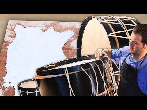 Видео: Барабан из свежевыделанной козьей кожи, натянутой пеньки и дерева. Пошаговый инструмент