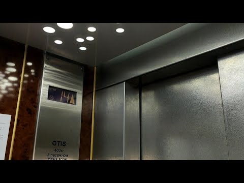 Видео: Красивый вид! Лифты Otis Gen-2 2006 г.в., Q=400, 1000 кг, v=1 м/с (ул. Сеченова, 21/31к1, г. Ялта)