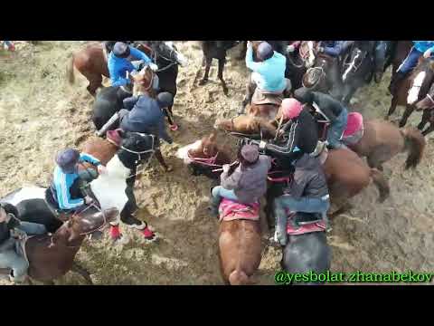Видео: Төлеби ауданы Қаратөбе ауылы 1986 жылғы жігіттер 20 жылдық кездесуге арнап берген көкпар 04.02.2023ж