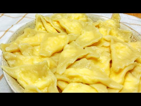 Видео: Когда бабушка приготовила это блюдо, это был настоящий праздник! Вареники с творогом!
