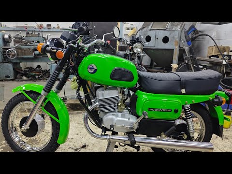 Видео: Обзор и запуск мотоцикла восход 3 м после реставрации 