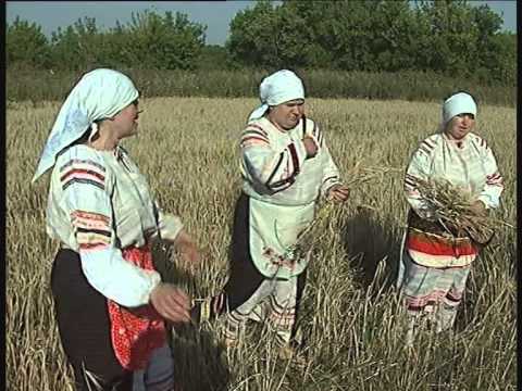 Видео: Старинный календарный обряд "Жатва"