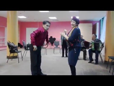 Видео: Весёлые татарские  пляски под гармонь.