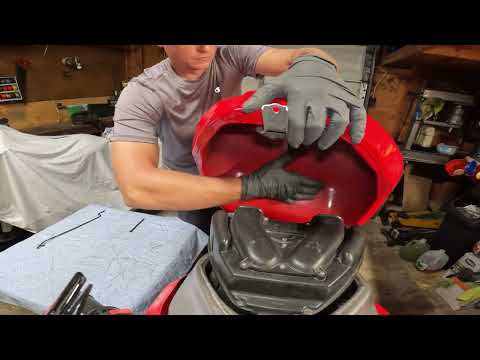 Видео: Yamaha R1 1999 года выпуска с синхронизацией карбюратора