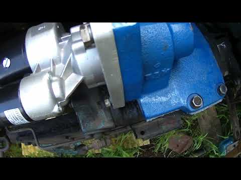 Видео: Трактор МТЗ 80 установка стартера