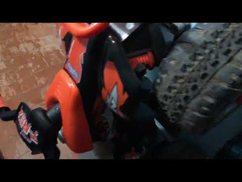 Видео: Резина на пластиковые колёса .