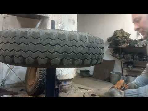Видео: Нарезка протектора покрышки ,Я 245