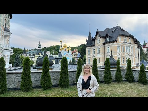 Видео: Летний вечер в Карловых варах￼￼