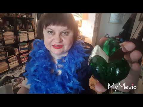 Видео: ОБЗОР ПАРФЮМА AURA MUGLER MUGLER, СОВЕТЫ ПАРФМАНьЯКАМ. #болталка ,#парфюм , #парфюмерия , #perfumes