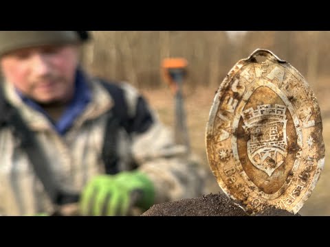 Видео: КАЖДЫЙ КОПАТЕЛЬ ЗДЕСЬ БЫВАЛ! ОЧЕНЬ ПОПУЛЯРНЫЙ ПОСЕЛОК! WW2 METAL DETECTING
