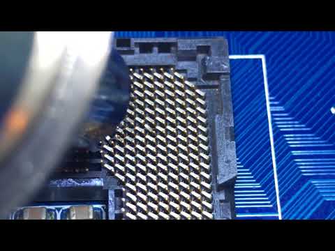 Видео: Сложный ремонт сокета на плате Gigabyte. Замена ножек.