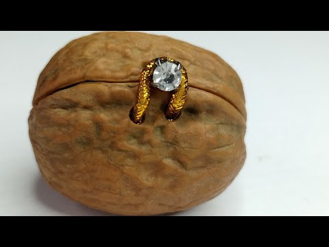 Видео: Миниатюра в ореховой скорлупе🌰💧Капелька и её дом