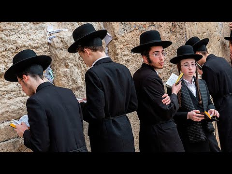 Видео: ПОЧЕМУ ЕВРЕИ ТАКИЕ СТРАННЫЕ?