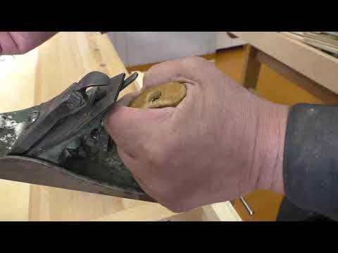 Видео: Ностальгия по инструментам из СССР