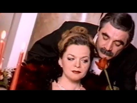 Видео: Лариса Долина_А в ресторане.