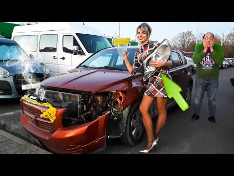 Видео: МАШИНА в ДРЕБЕИЗГИ. ЛЕНА ПОХИТИЛА и РАЗБИЛА АВТО ТОЛИКА. CRAZY LIFE