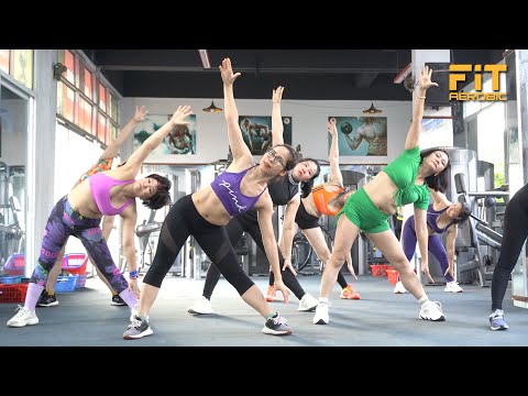 Видео: Избавьтесь от жира на животе (НАВСЕГДА!) | Легкое упражнение для похудения живота в домашних условия