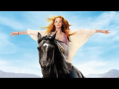 Видео: Кирилл Туриченко и Валерия - "Синица" / 2022