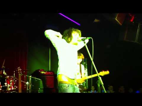 Видео: Валентин Стрыкало. Я бью женщин и детей. (16 Тонн. 25.03.2011)