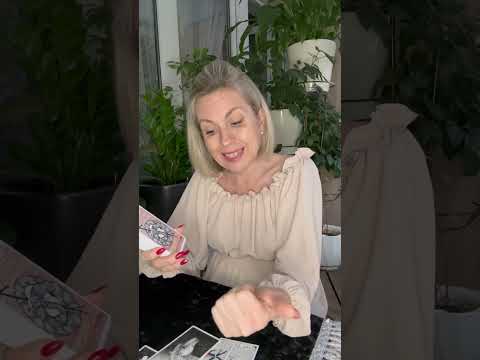 Видео: 💕 МЫСЛИ МУЖЧИНЫ О ВАС 💕