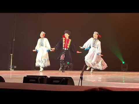 Видео: «Трио» калмыцкий танец