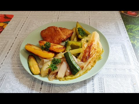Видео: Шницель с овощами!Вкусный обед!