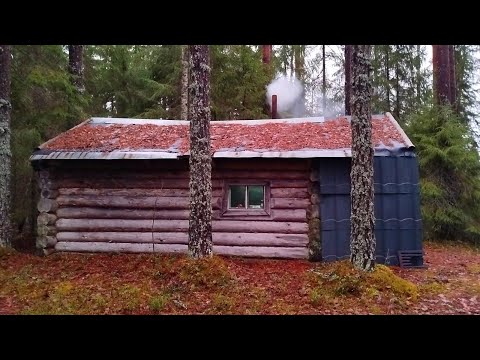 Видео: Рыбалка по Первому Льду. Заночевал в Старенькой Избе. Щука на Самоловки.