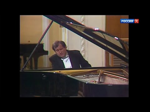 Видео: Григорий Соколов / Grigory Sokolov: Бах, Бетховен (Концерт в БЗМК, 1990)