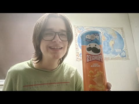 Видео: Чипсы "Pringles" с паприкой + газировка "Милкис" с виноградом