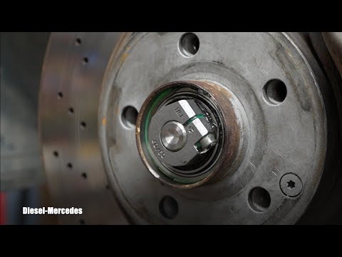 Видео: Регулировка подшипника ступицы колеса Mercedes S550 W221 2WD RWD
