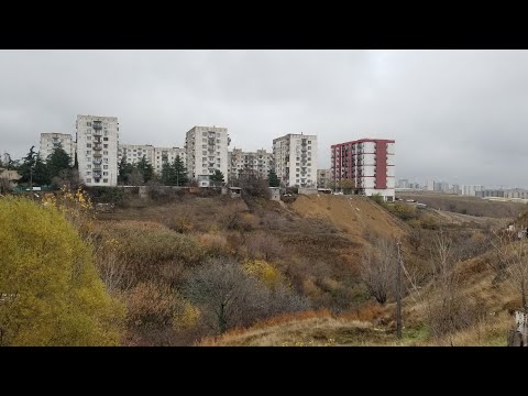 Видео: 2.12.2022 Tbilisi. Вазисубани 4-ый микрорайон 1-ый квартал