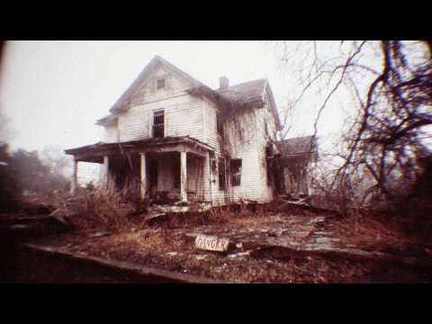 Видео: Дома с привидениями настолько прокляты, что даже охотники за привидениями бежали