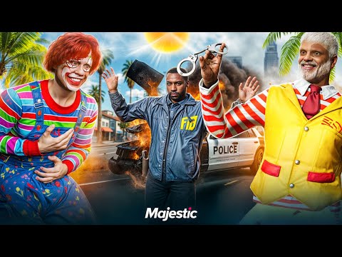 Видео: ИЗДЕВАЮСЬ НАД ГОСНИКАМИ в GTA 5 RP / MAJESTIC RP