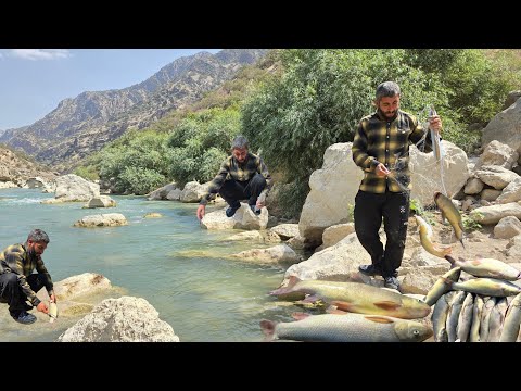 Видео: Кочевая жизнь | Кочевая жизнь у реки🌊| Навыки кочевнической кухни на природе🍲